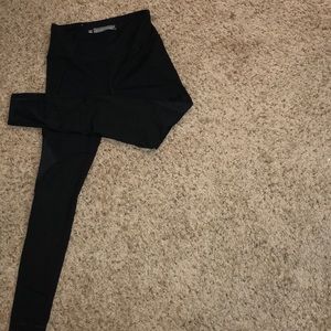 Black sport leggings